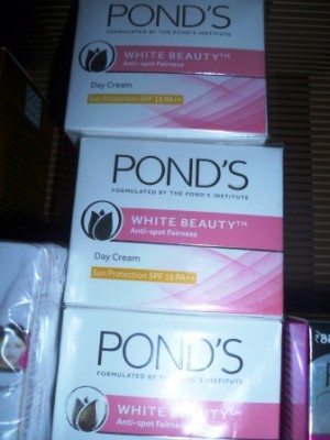 Pond's White Beauty